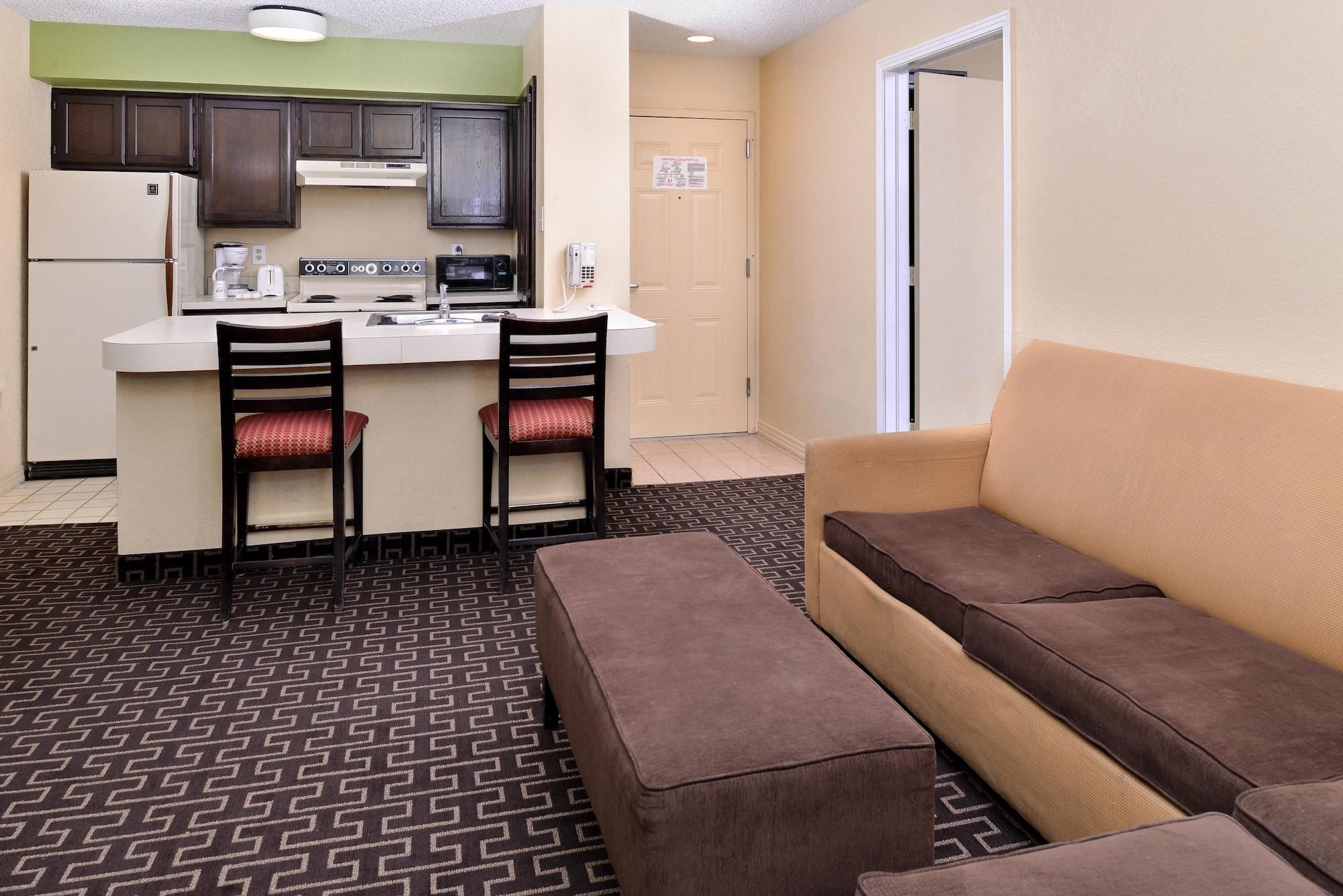 Americas Best Value Inn & Suites Extended Stay - Tulsa Kültér fotó