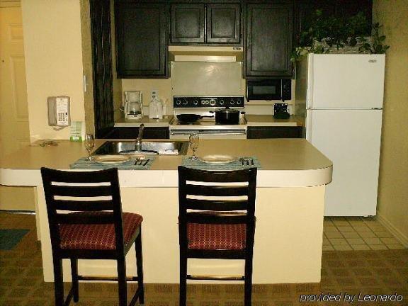 Americas Best Value Inn & Suites Extended Stay - Tulsa Szoba fotó